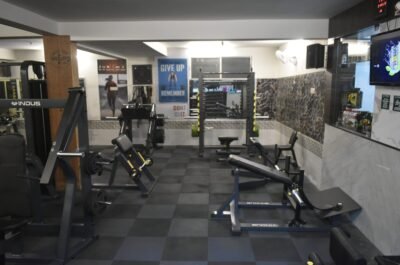 Best gym in nagpur beltarodi advanced machine section